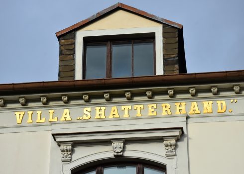 Golden letters on the front of Villa Shatterhand